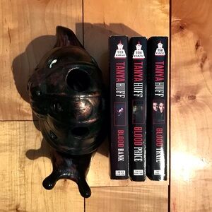 Blood Ties Novels by TANYA HUFF x3